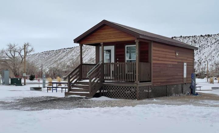Готель Castle Gate Rv Park Helper Екстер'єр фото